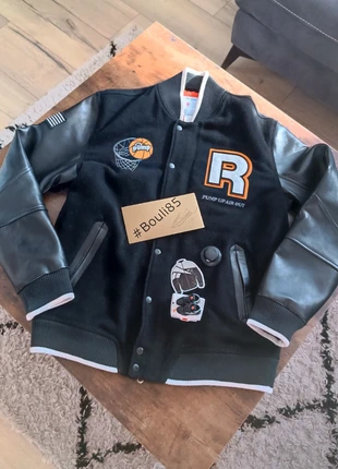 💥Veste/blouson Teddy Reebok Pump Vintage (Taille M) + mini sneackers offertes🎁💥, marque: Reebok, état: Très bon état, taille: M, 169,00 €, 178,15 € Protection acheteurs (Pro) incluse