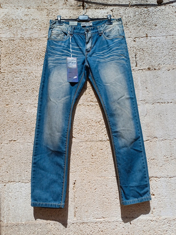 distressed stone washed jeans 1