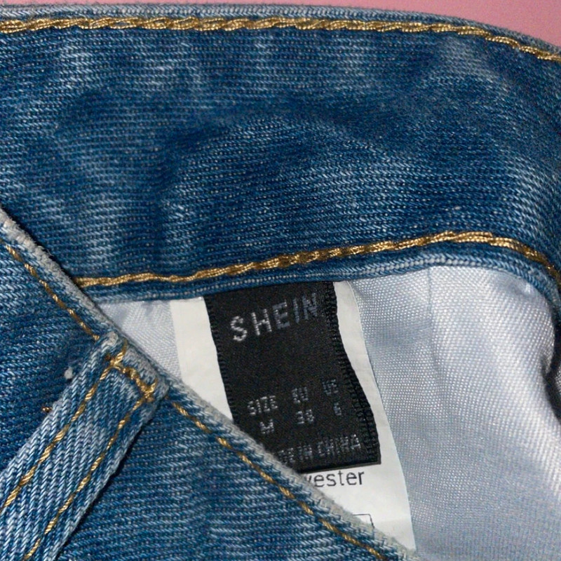 SHEIN Cat Patch Back Roll Hem Denim Shorts 3