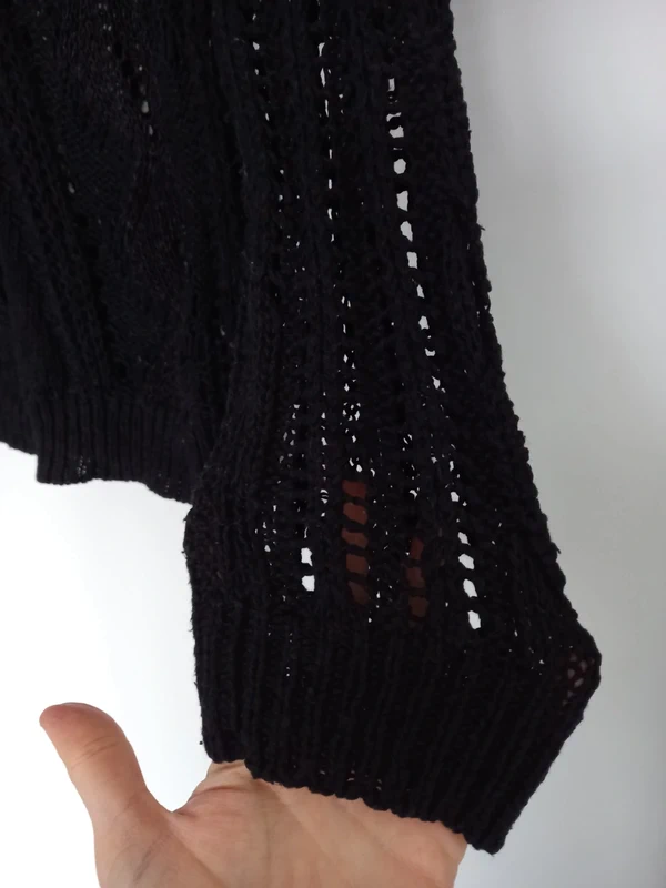 Pull noir ajouré H&M - photo numéro 6