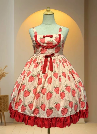 Sweet Strawberry Kawaii Lolita Dress Z08 Egirl, brand: Lolita, condizioni: Ottime, taglia: Taglia unica, €28.80, €30.94 include la Protezione acquisti
