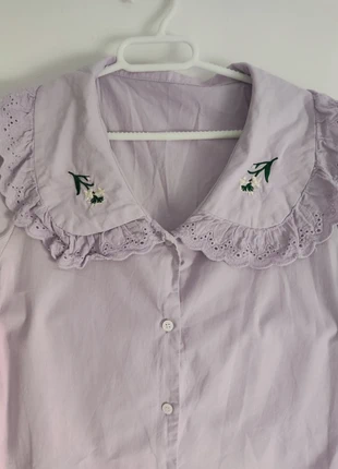 Blusa lila con cuello Peter Pan de Dazy (Shein), brand: Dazy, condizioni: Nuovo senza cartellino, taglia: XL / IT 46 / EU 42, €5.00, €5.95 include la Protezione acquisti