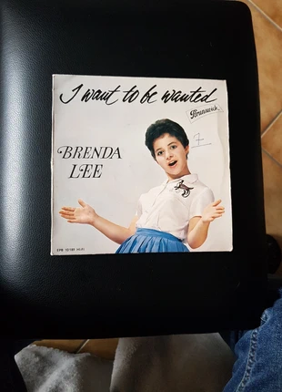 45 tours Brenda Lee i want to be wanted , état: Très bon état, taille: Taille unique, 18,00 €, 19,60 € Protection acheteurs (Pro) incluse