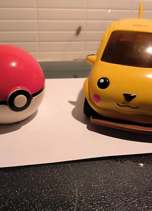 Carro telecomandado Pikachu (Pokémon), marca: tiger electronics, estado: Bom, tamanho: Prematuro, até 44 cm, €60.00, €63.70 inclui Proteção do Comprador