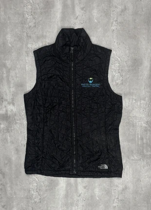 Doudoune The North Face Fine Noir Taille S Femme, marque: The North Face, état: Très bon état, taille: S / 36 / 8, 24,00 €, 25,90 € Protection acheteurs (Pro) incluse