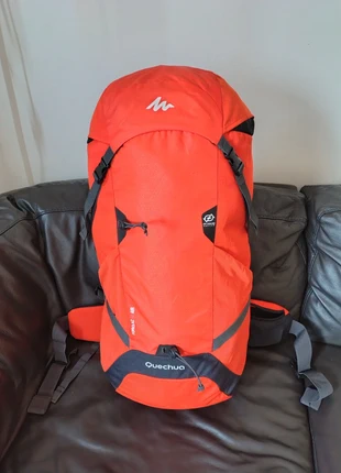 Sac dé randonnée air quechua 40L, marque: Quechua, état: Très bon état, 48,00 €, 51,10 € Protection acheteurs incluse