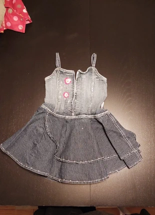 Robe bustier en jean 24mois, marke: belris, zustand: Sehr gut, größe: 24–36 Monate / 92, 1,00 €, 1,75 € inklusive Vinted-Käuferschutz