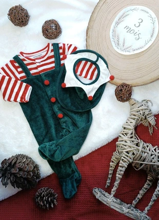 Ensemble noël Vertbaudet 3 mois mixte pyjama et bavoir lutin en velours, brand: Vertbaudet, condizioni: Ottime, taglia: 3-6 mesi / 62 cm, €8.00, €9.10 include la Protezione acquisti