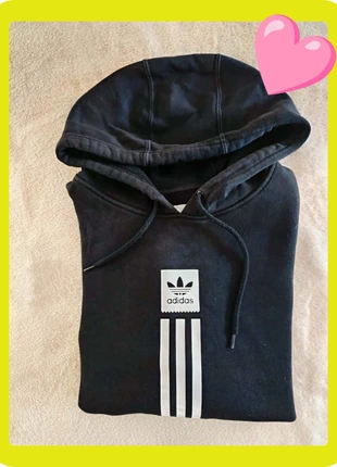 Sweat à capuche Adidas en coloris noir, taille L, marca: adidas, estado: Muito bom, tamanho: L, €16.50, €18.03 inclui Proteção do Comprador