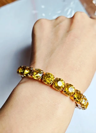 Vintage J.Crew Yellow Rhinostone Bracelet, marca: J.Crew, estado: Novo com etiquetas, €18.00, €19.60 inclui Proteção do Comprador