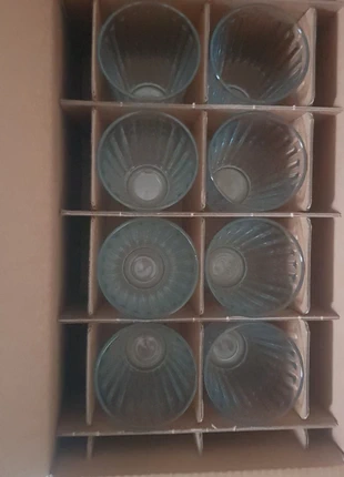 Lot de 8 verre 384ML, marque: Amazon Essentials, état: Neuf, 18,00 €, 19,60 € Protection acheteurs incluse