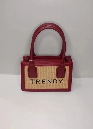 Sac à main Tom & Eva Rouge en similicuir et en tressé, brand: Tom & Eva, condition: New with tags, €18.99, €20.64 includes Buyer Protection
