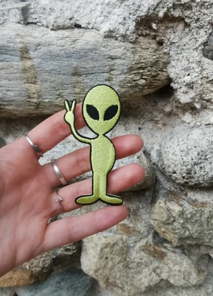 Patch écusson thermocollant alien vert clair ovni extraterrestre UFO broderie, estado: Muy bueno, 2,50 €, 3,33 € Protección al comprador Pro incluida