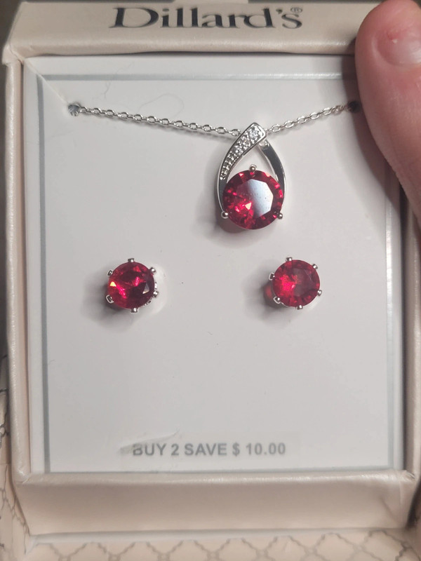 Dillard's Jewelry Set 3