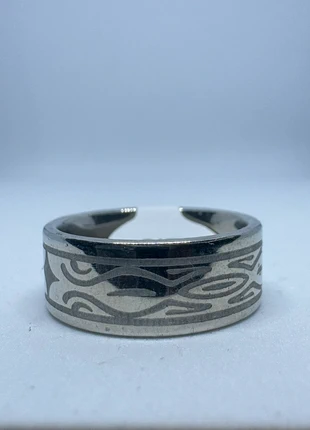 Bague acier inoxydable motif tribal allongé, état: Neuf sans étiquette, taille: 18,1 mm, 3,30 €, 4,17 € Protection acheteurs (Pro) incluse