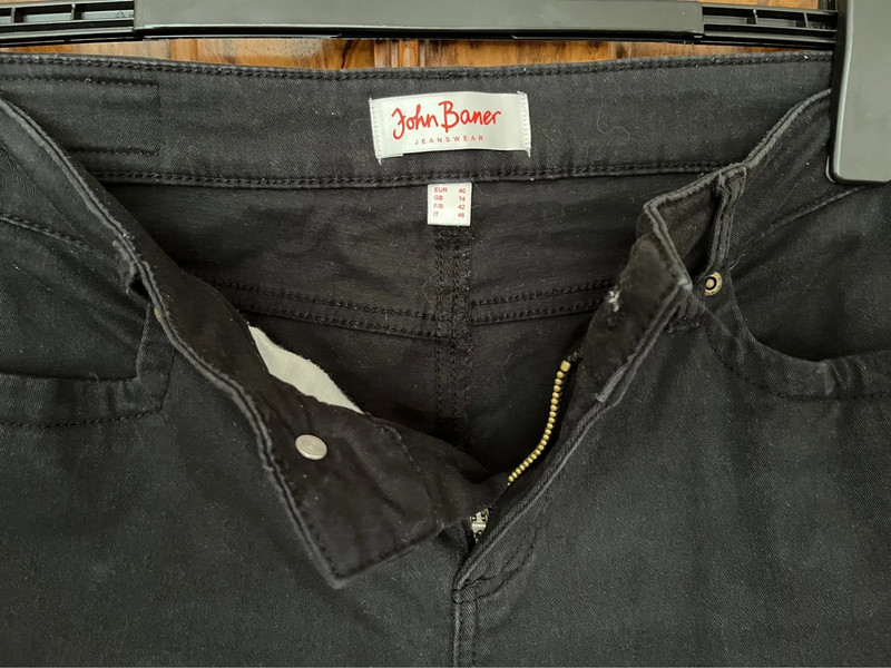 Jean straight taille basse 42 John Baner 4