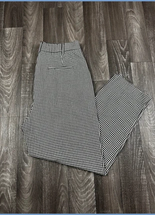 Pantalon à pinces Zara carreaux 38 – Confort et élégance – Très bon état, marca: Zara, estado: Muito bom, tamanho: M / 38 / 10, €13.90, €15.30 inclui Proteção do Comprador