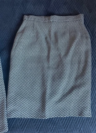 Tailleur Zara, marque: Zara, état: Très bon état, taille: XL / 42 / 14, 15,00 €, 16,45 € Protection acheteurs incluse