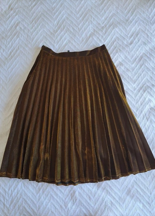 Saia plissada brilho dourado, marca: Tanara, estado: Muito bom, tamanho: M / 38 / 10, €6.00, €7.00 inclui Proteção do Comprador