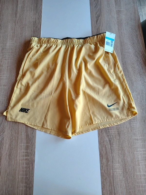 Short Running Nike Dri-Fit Race