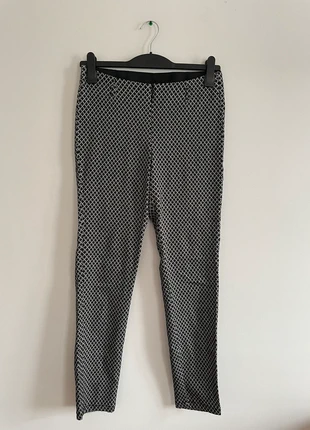 Pantalon droit gris à motif carreaux C&A taille L, marque: C&A, état: Très bon état, taille: L / 40 / 12, 6,00 €, 7,00 € Protection acheteurs incluse