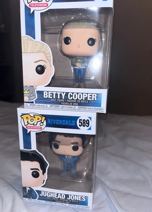 Funko Pop! Betty Cooper e Jughed Jones da Riverdale, merk: Funko, staat: Nieuw zonder prijskaartje, maat: Universeel, € 30,00, € 32,20 inclusief Kopersbescherming