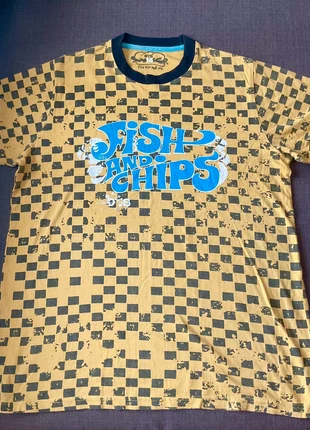 Camiseta amarilla cuadros negros, marca: BTS, estado: Bueno, tamaño: 14 años / 164 cm, 2,00 €, 2,80 € Protección al comprador incluida