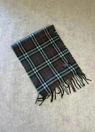 Écharpe Burberry gris foncés, marque: Burberry, état: Très bon état, 40,00 €, 42,70 € Protection acheteurs (Pro) incluse