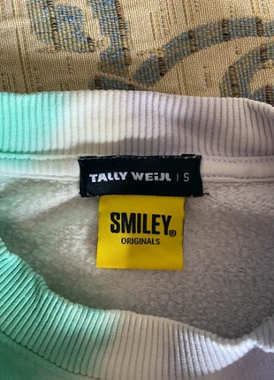 felpa oversize, marke: Tally Weijl, zustand: Sehr gut, größe: S / 36 / 8, 5,00 €, 5,95 € inklusive Vinted-Käuferschutz