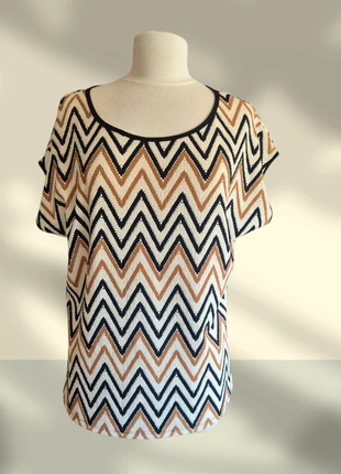 Haut à motifs chevrons noir et camel – Grain de Malice – Taille L, marke: Grain de Malice, zustand: Sehr gut, größe: L / 40 / 12, 8,00 €, 9,10 € inklusive Vinted-Käuferschutz