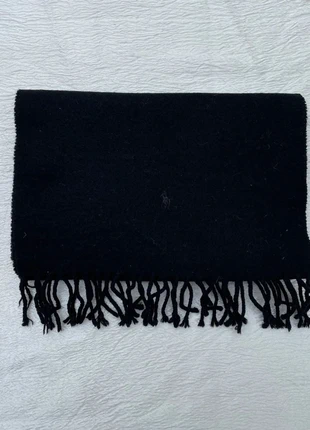 Echarpe Ralph Lauren vintage noire 100% Laine de mouton logo noir, marque: Ralph Lauren, état: Très bon état, 49,90 €, 53,10 € Protection acheteurs incluse