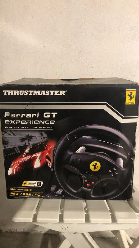 Volante Thrustmaster Ferrari GT Experience racing wheel  1