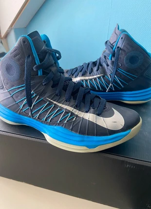 Nike Hyperdunk 2012, merk: Nike, staat: Heel goed, maat: 41, € 50,00, € 53,20 inclusief Kopersbescherming