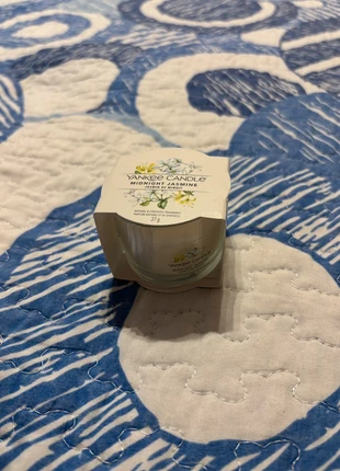 Yankee Candle Midnight Jasmine • Nuova con cartellino, marke: Yankee Candle, zustand: Neu, mit Etikett, 6,00 €, 7,00 € inklusive Vinted-Käuferschutz
