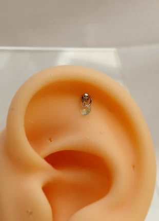 Piercing helix zircon goutte bleu, tragus, anti-tragus, conch, flat, marque: Boutique Bohéme, état: Neuf sans étiquette, 15,00 €, 16,45 € Protection acheteurs incluse