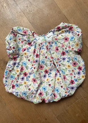 Robe fleurie bébé, brand: Next Baby, condizioni: Nuovo senza cartellino, taglia: 3-6 mesi / 62 cm, €4.00, €4.90 include la Protezione acquisti