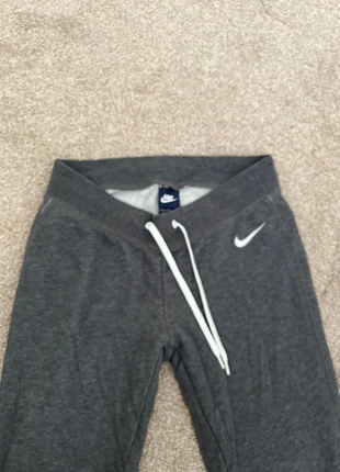 Nike skinny sweat pants size small, brand: Nike, condition: Very good, size: S / UK 8-10, £6.50, £7.53 includes Buyer Protection