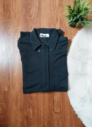 Camicia FILA nera ed elastica, brand: FILA, condizioni: Ottime, taglia: XL, €11.00, €12.25 include la Protezione acquisti