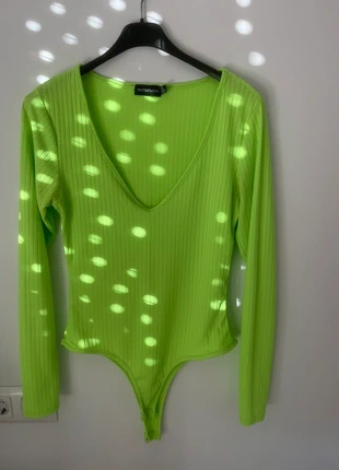 Verde body , brand: PrettyLittleThing, condizioni: Ottime, taglia: M / IT 42 / EU 38, €6.00, €7.00 include la Protezione acquisti