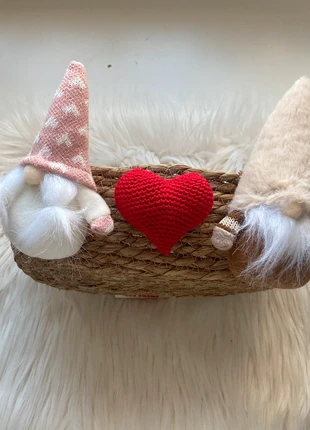 Cesto comprido com gnomos e coração em crochet, marca: Miminhos4all, estado: Nuevo con etiquetas, 12,50 €, 13,83 € Protección al comprador Pro incluida