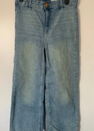 Lefties Calças Ganga Wide Leg 👖 Juvenil 13/14 Anos, marca: Lefties, estado: Muito bom, tamanho: 14 anos / 164 cm, €4.00, €4.90 inclui Proteção do Comprador