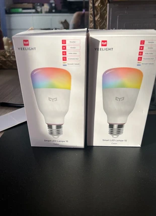 Nanoleaf/ Yeelight smart LED bulbs E27 or Gu10, merk: nanoleaf, staat: Heel goed, € 7,00, € 8,05 inclusief Kopersbescherming