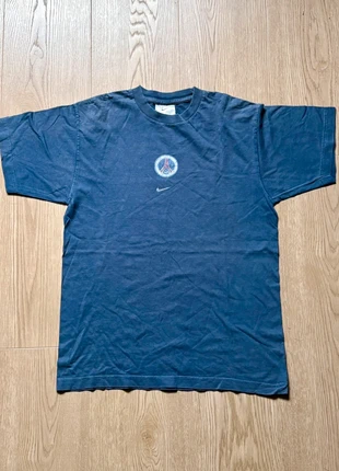 T-shirt Vintage PSG Nike T90 – Ancien Logo – Rétro 90s/2000s – Taille XS/Enfant L, marca: Nike, estado: Muito bom, tamanho: XS, €20.00, €21.70 inclui Proteção do Comprador