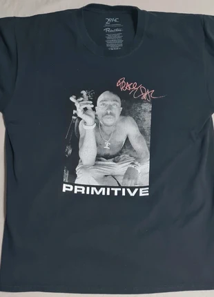 2Pac X Primitive T-Shirt, marke: Primitive, zustand: Gut, größe: L, 10,00 €, 11,20 € inklusive Vinted-Käuferschutz