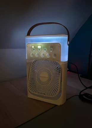 Climatiseur portable 3-en-1 Humidificateur + Ventilateur + LED, marque: Amazon, état: Neuf, 18,00 €, 19,60 € Protection acheteurs incluse