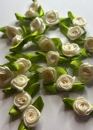 A674, lot de 20 fleurs tissus, staat: Nieuw zonder prijskaartje, € 2,30, € 3,12 inclusief Kopersbescherming Pro