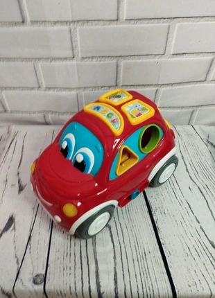 Coche parlanchin español e ingles, staat: Heel goed, maat: 3 jaar / 98 cm, € 5,30, € 6,27 inclusief Kopersbescherming