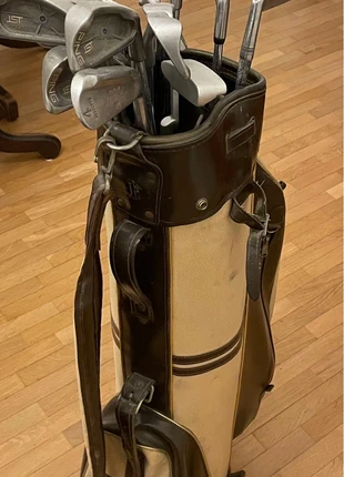 Sacca da golf + 12 ferri, marke: Ping, zustand: Sehr gut, 85,00 €, 89,95 € inklusive Vinted-Käuferschutz