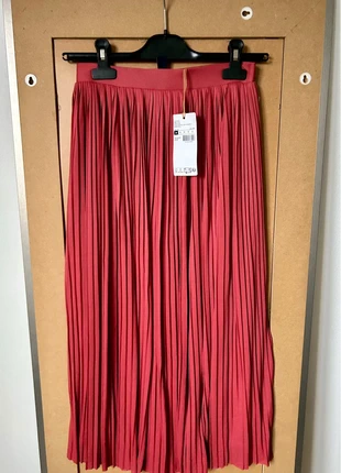 Jupe longue plissée bonobo terracotta chic taille 34, marke: Bonobo, zustand: Neu, mit Etikett, größe: XS / 34 / 6, 13,50 €, 14,88 € inklusive Vinted-Käuferschutz