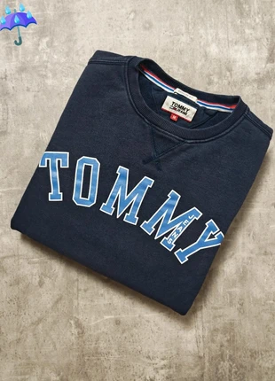 S76 / Sweat Tommy Jeans bleu logo Tommy M Relaxed Fit, marque: Tommy Jeans, état: Très bon état, taille: M, 19,90 €, 21,60 € Protection acheteurs incluse